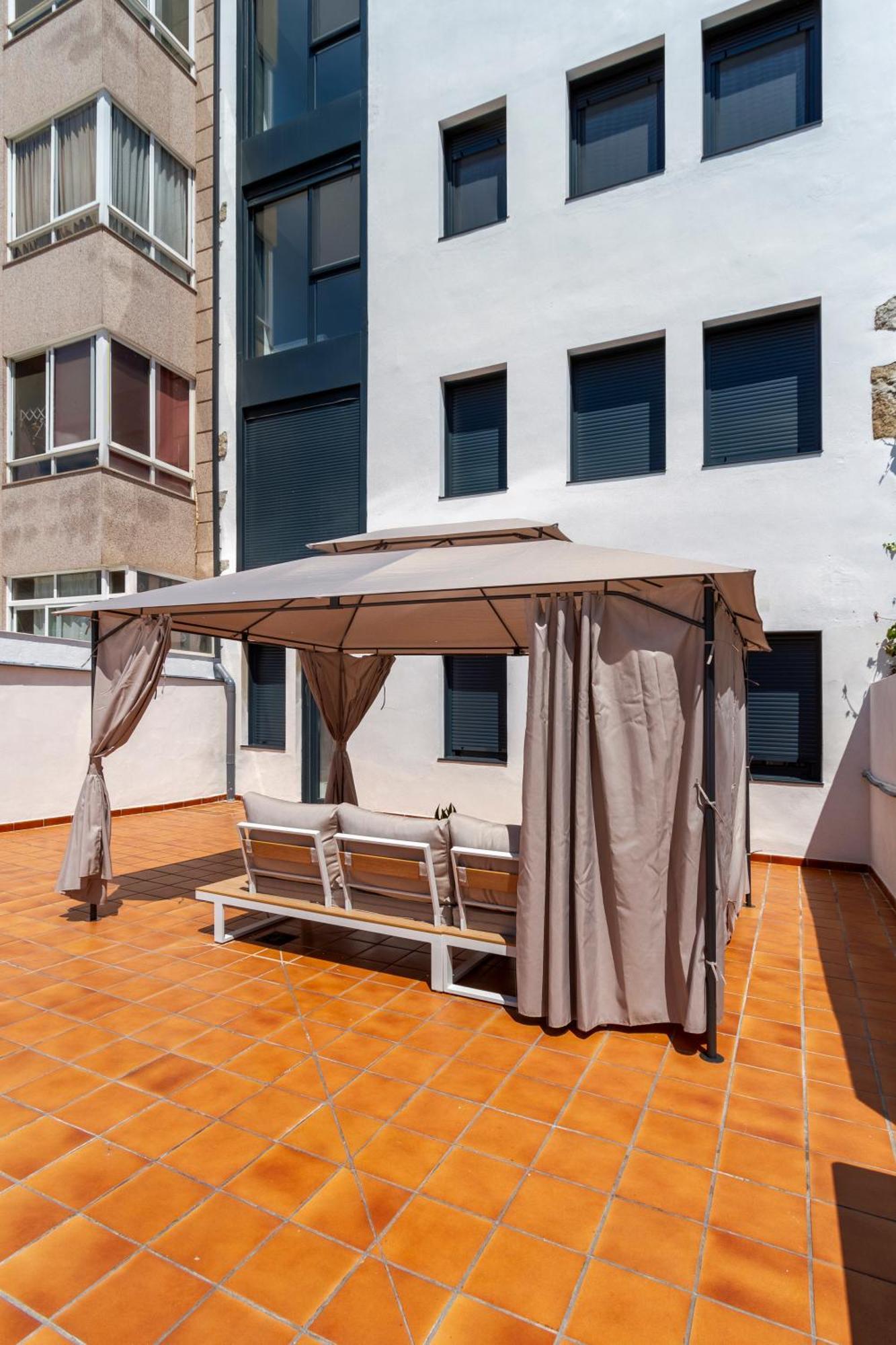Urbanfive Apartamentos Ourense Centro 外观 照片